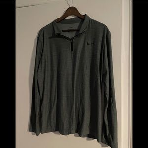 Men’s Nike dry fit long sleeve shirt